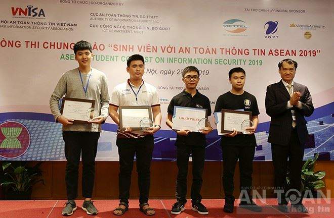 TRỰC TIẾP: Chung khảo Cuộc thi Sinh viên với An toàn thông tin ASEAN 2019